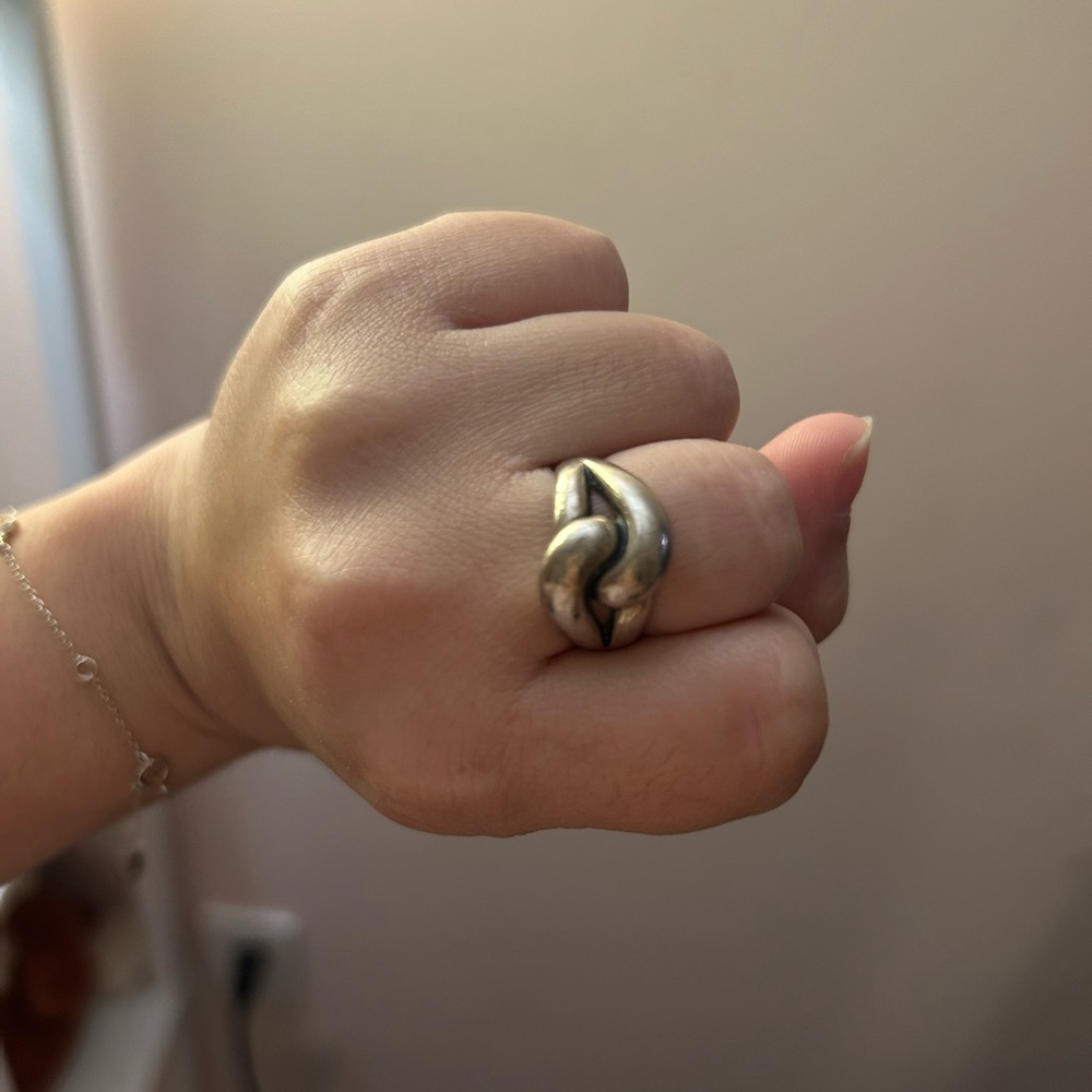 Retired James Avery Knot Ring
